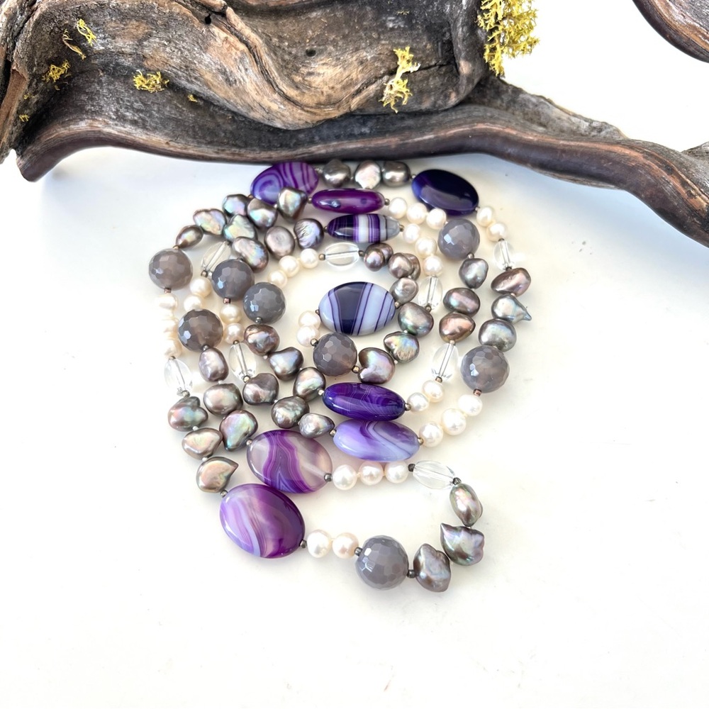 HANDMADE Natural Pearls w Multicolored Beads Long Classic Shiny Vintage Necklace